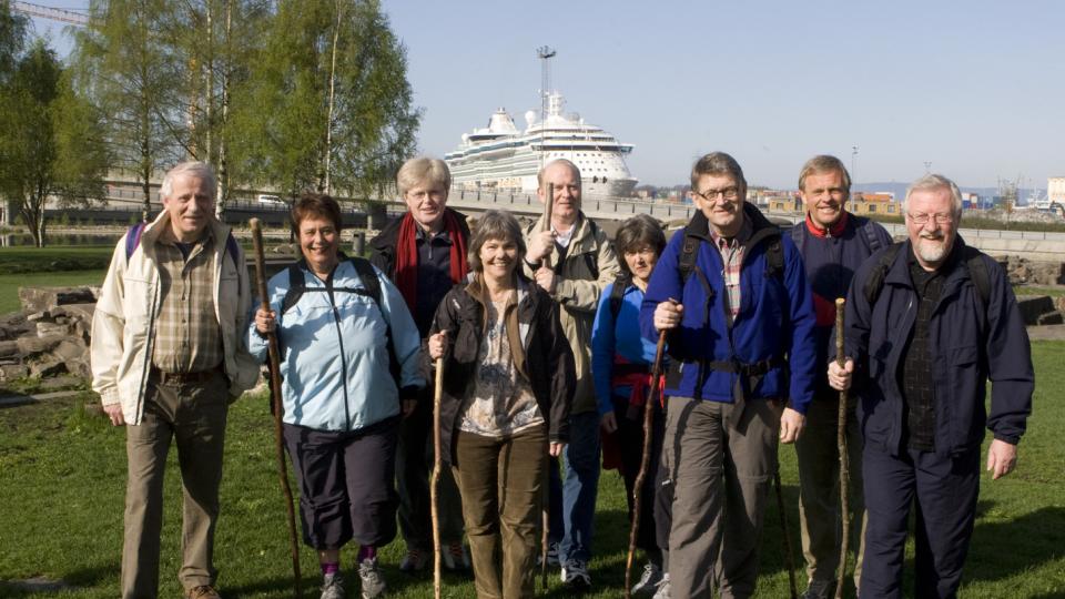 F�R EN NY BISKOP: Her er norske biskoper klare for starten av  pilegrimsferden fra Middelalderparken i Oslo til  Nidaros. I dag er det elleve biskoper i NOrge, men snart blir det tolv.
Foto: Knut Falch / SCANPIX