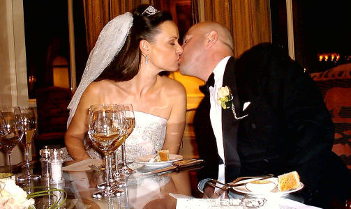 GIFTET SEG I 2003: Miguel og Cathrine gifter seg. Senere f�r de to barn sammen. FOTO: PRIVAT