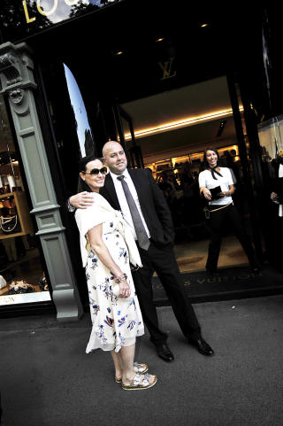 REVISORKONE: - Cathrine er Norges peneste revisor, sier Miguel. De m�tte hverandre ved en taxi.