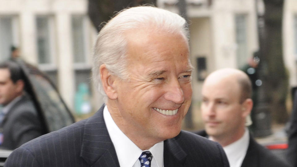 SNAKKER TIL EUROPA: USAs visepresident Joe Biden taler i dag til framm�tte p� sikkerhetskonferansen i Muchen i Tyskland. Foto: Oliver Lang/AFP