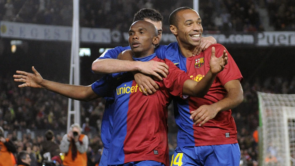 FULL KONTROLL: Samuel Eto'o scoret to, og Barcelona tok sin tiende serieseier p� rad i spansk toppdivisjon. Foto: SCANPIX / AP /Manu Fernandez