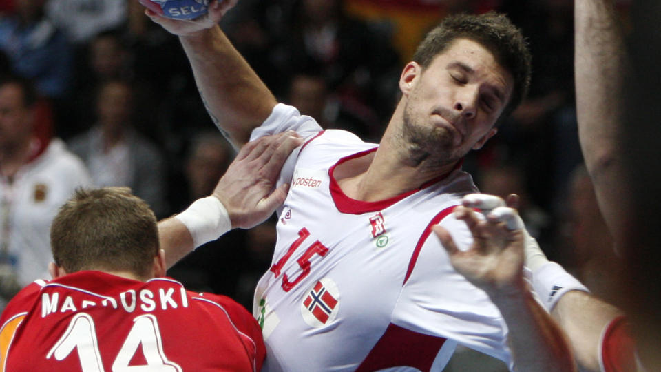 FIKK HARD MEDFART: Kristian Kjelling spilte mye for Norge i VM. N� er han strekkskadet. Foto:  Gorm Kallestad / SCANPIX