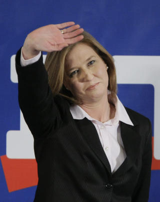 UTFORDRER:  Utenriksminister Tzipi Livni, leder for Kadima, ligger an til � bli nummer to. Foto: AP Photo/Peter Dejong/SCANPIX