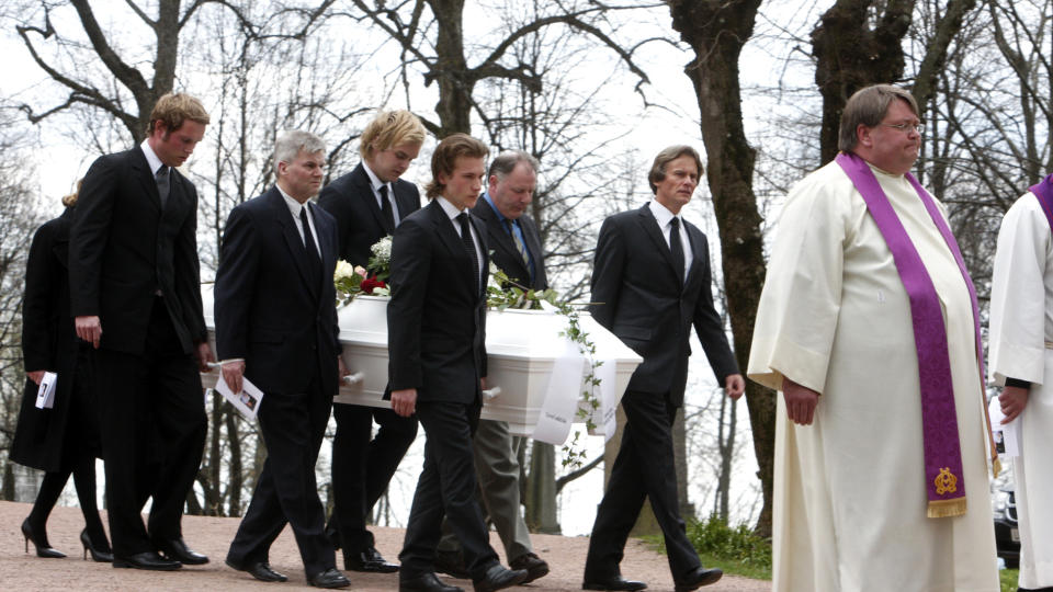 BLE DREPT: Martine Vik Magnussen ble begravet i Asker i fjor. Foto: Knut Falch/SCANPIX