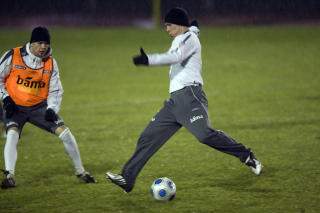 SPILLER: Dagbladet.no tror Viking-back Trond Erik Bertelsen f�r tillit fra start.
Foto: Cornelius Poppe / SCANPIX