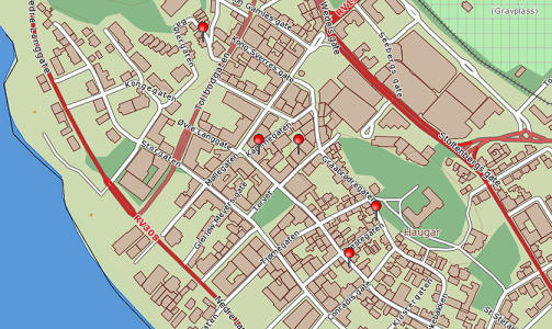 FEM BRANNER:  Det har brent p� fem steder i T�nsberg sentrum i natt. Brannstedene ligger bare noen hundre meter fra hverandre. S� langt har det brent i �vre Langgate, Torvgaten, Graabr�dregaten, Kammegaten og Daakleven. Kart: Gulesider.no