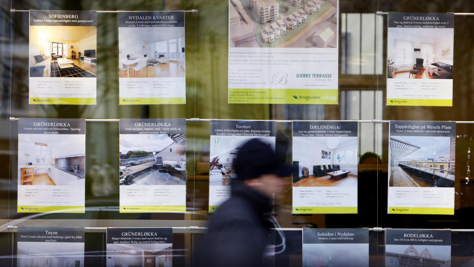 OPP: Boligprisene �kte med over 1 prosent fra april til mai. Det er prisen p� rekkehus som �ker mest. 
Foto: Erlend Aas / SCANPIX