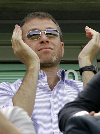 MANNEN P� TOPPEN: Roman Abramovitsj. Foto: AP/Kirsty Wigglesworth
