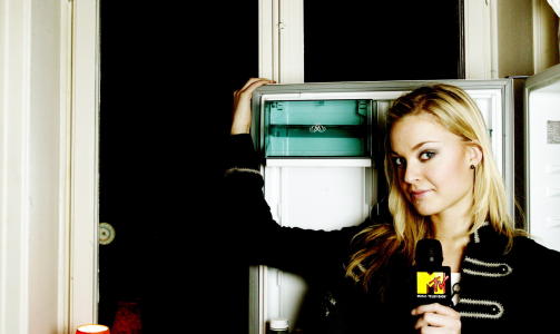 DEN GANG 19 �r gamle Charlotte da hun flyttet alene til Sverige for � jobbe i MTV for tre �r siden. Foto: DAGBLADET.