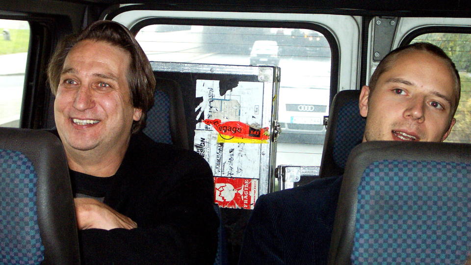 P� TUR MED SIVERT: Per Eirik Johansen (t.v.) har n� blitt manager for blant andre Sivert H�yem. Her er de to sammen i Tyskland i 2002. FOTO; ANDERS GR�NNEBERG