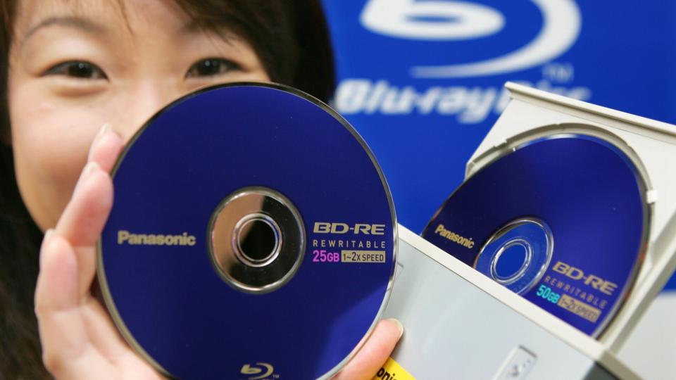 MYE PLASS: Sony vil n� putte b�de HD-filmer og PS3-spill p� samme Blu-ray-disk. Foto: TOSHIYUKI AIZAWA/REUTERS/SCANPIX