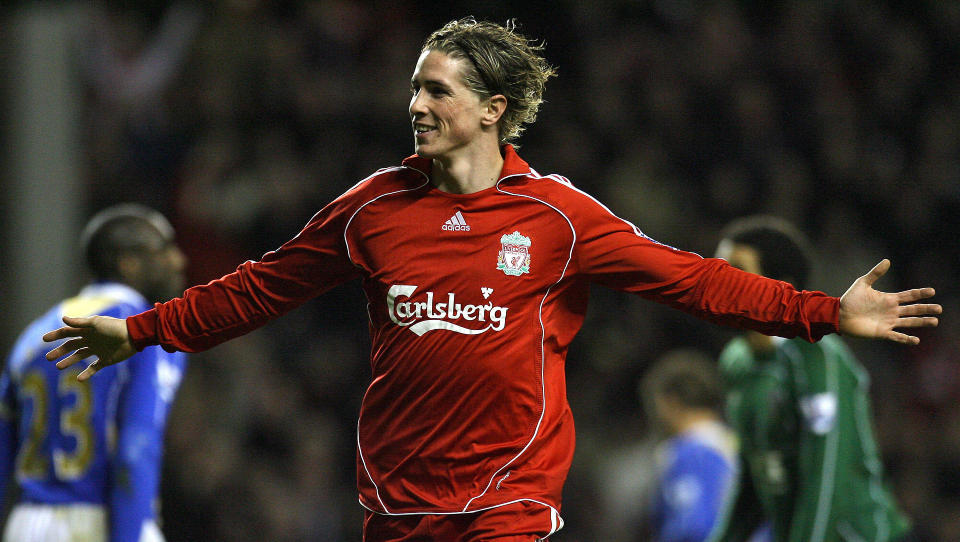 SEN HELT: B�de mot Chelsea og Portsmouth avgjorde Fernando Torres med sene scoringer. En egenskap Liverpool har manglet, men endelig tilegnet seg, mener Jamie Carragher. Foto:SCANPIX/AFP/PAUL ELLIS
