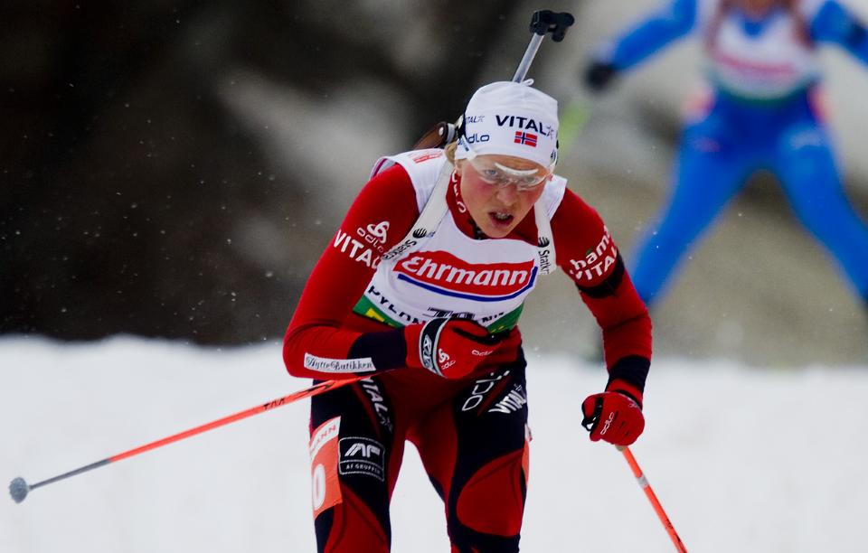 FANT LYSPUNKT: L�pet til Solveig Rogstad var lite � glede seg over, men n�r det gikk som det gikk, var Skrautv�l-jenta glad det ikke ble russisk seier. Foto: Heiko Junge / SCANPIX
