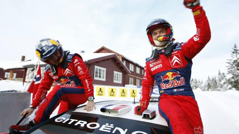 Franske Sebastien Loeb (t.h.) jubler sammen med kartleser Daniel Elena etter at han vant Rally Norway s�ndag.
Foto: Erlend Aas / SCANPIX