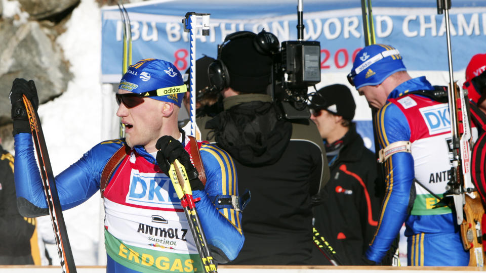 UTE AV FORM: Carl Johan Bergman (t.v) og Bj�rn Ferry g�r ikke fellesstarten i morgen. 
Foto: Heiko Junge / SCANPIX