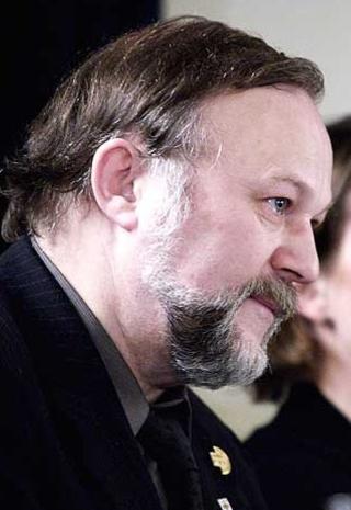 BER UNIVERSITETET I BERGEN OM GRANSKNING: En tidligere kollega av professor Nils Marius Rekkedal (bildet) mener hovedoppgaven må gjennomgås med henblikk på annullering. Foto: Marius Knutsen/Forsvarets mediesenter BER UNIVERSITETET I BERGEN OM GRANSKNING: En tidligere kollega av professor Nils Marius Rekkedal (bildet) mener hovedoppgaven må gjennomgås med henblikk på annullering. Foto: Marius Knutsen/Forsvarets mediesenter