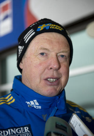 MENINGERS MOT: Sveriges landslagstrener Wolfgang Pichler har g�tt hardt ut mot de russiske skiskyterne under VM i S�r-Korea.
Foto Fredrik Sandberg / SCANPIX  SVERIGE