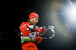HOLDT IKKE: Ole Einar Bj�rndalen gikk en bra sisteetappe, men det holdt ikke til medalje for Norge. Foto: Heiko Junge / SCANPIX