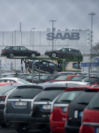 TROLLH�TTAN: Saab-fabrikken sysselsetter en stor andel av befolkningen i byen. FOTO Adam Ihse / SCANPIX