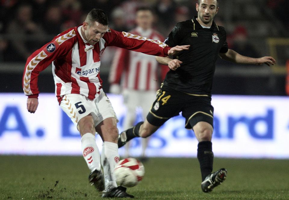 I EUROPA: Kjetil W�hler og Aalborg henger fortsatt med i UEFA-cupen. Torsdag spilles f�rste kamp mot Manchester City. Foto: Lars Poulsen/AP/Scanpix