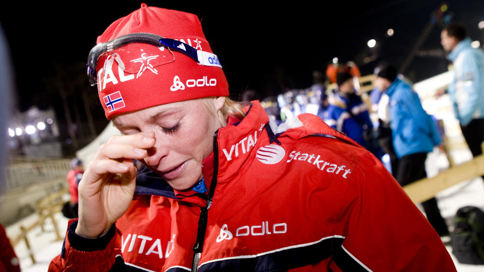 GR�T: Anne Ingstadbj�rg var utr�stelig etter den fatale etappen, men sto rakt i pressesonen etter l�pet. Foto: Heiko Junge / SCANPIX
