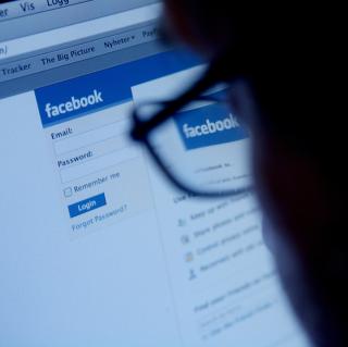 SKIFTET ADRESSE: Fram til 2005 l� Facebook p� adressen thefacebook.com. Da kj�pte Zuckerberg facebook.com for 200 000 dollar.
Foto: Stian Lysberg Solum / SCANPIX