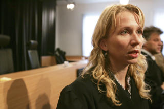 I HARDT VÆR: Statssekretær Astri Aas-Hansen. FOTO: Erlend Aas/SCANPIX I HARDT VÆR: Statssekretær Astri Aas-Hansen. FOTO: Erlend Aas/SCANPIX