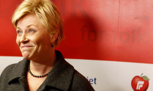 -RART: Frp-leder Siv Jensen sier hun har satt pris p� Bjarne H�kon Hanssens sosiale egenskaper, til tross for mange t�ffe dueller. FOTO: SCANPIX