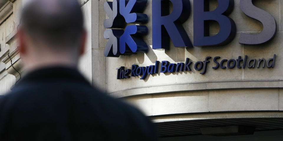 STORBANK I TR�BBEL: Den britiske staten har allerede v�rt n�dt til � overta 68 prosent av aksjene i Royal Bank of Scotland (RBS) for � redde finansinstitusjonen fra konkurs. Foto: REUTERS/SCANPIX