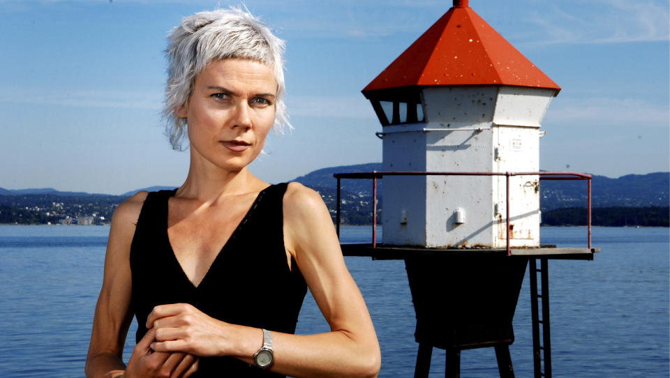 FINNMARK: Hanne �rstavik ble f�dt i Tana, og husker bardommens bibliotek med glede. Foto: STEINAR BUHOLM
