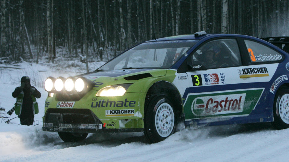 KJ�RER PORTUGAL: Finske Marcus Gr�nholm skal kj�re Rally Portugal i �r. Her fra den �ttende og siste etappen under Rally Norway i 2007.
Foto: Morten Holm / SCANPIX