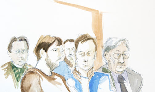 I RETTEN: Gr�nderne Peter Sunde og Gottfrid Svartholm Warg sammen med forsvarer Peter Althini Tingretten i Stockholm mandag under rettssaken mot personene bak det svenske fildelingsnettstedet Pirate Bay. Tegning: Lotta Jarlsdotter / SCANPIX