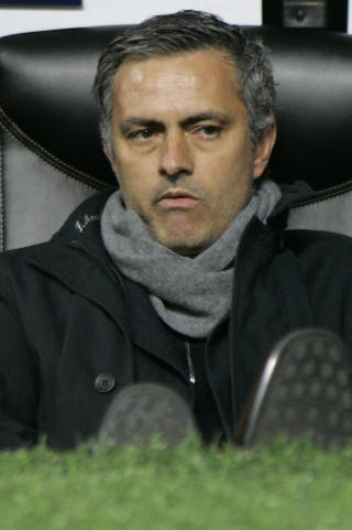 SELVSIKKER: Jos� Mourinho var selvsikker f�r f�rste kamp mot United. Foto: AP.