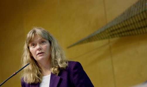 RASER: Likestillings- og diskrimineringsombud Beate Gang�s krever svar fra justisminister Knut Storberget.
Foto: Stian Lysberg Solum / SCANPIX .