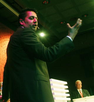 SNIK 3: Abid Raja ville ha halal-mat til muslimske fanger. 
Foto: Morten Holm / SCANPIX