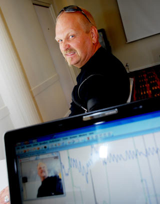 SKEPTISK: Programleder Stein Johnsen ville aldri ha stilt opp i programmet han selv skal lede. Alle foto: �istein Norum Monsen