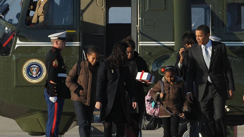 PORTUGISER FLYTTER INN: Obama-familien f�r et nytt familiemedlem i Arpil n�r en portugisisk vannhund logrer seg inn i Det hvite hus. Foto: AFP/Mandel NGAN/SCANPIX