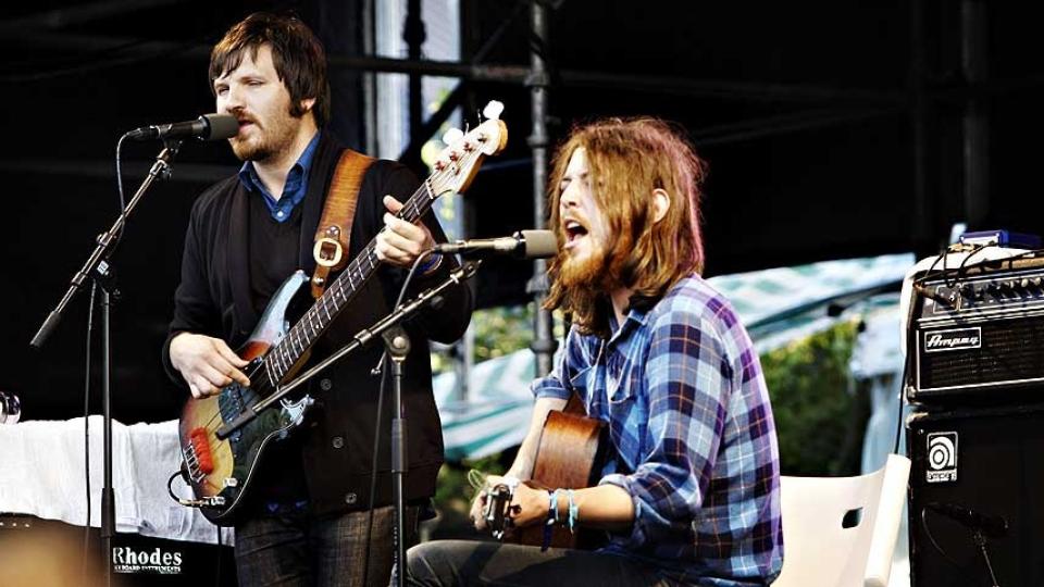 TILBAKE TIL NORGE: Fleet Foxes leverte en flott konsert p� �ya i fjor, og vender tilbake til Norge p� �rets Hovefestival. Foto: FRANK KARLSEN