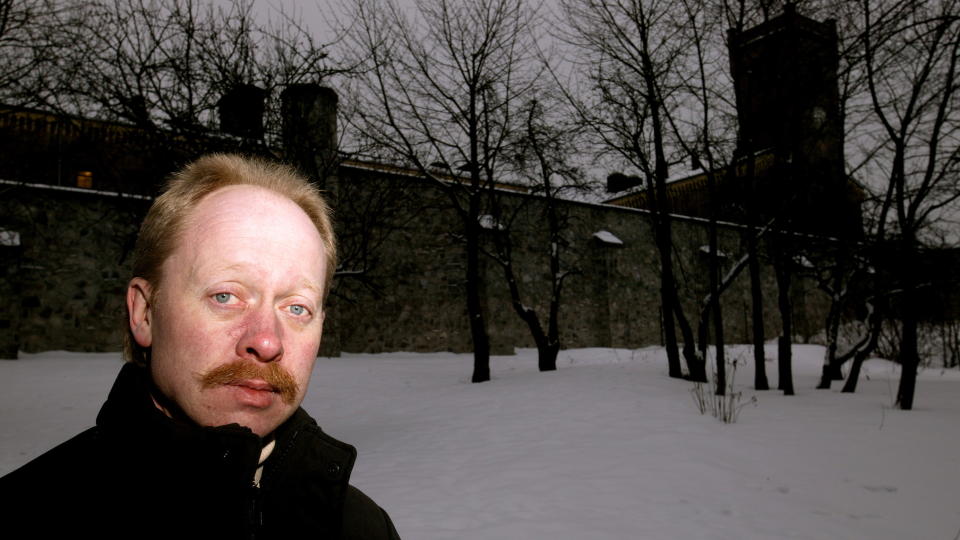 KRYDDER: - Spr�ket er en del av krydderet. Da Odd Einar D�rum var justisminister brukte ogs� Storberget en hard spr�kbruk. D�rum har faktisk siden ment jeg har v�rt for snill mot Storberget, forteller Frps Jan Arild Ellingsen. Foto: ALEKSANDER NORDAHL