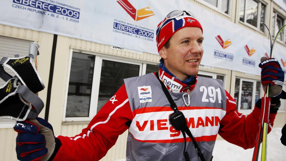 SKAL �VE MER: Landslagstrener Trond Einar Elden kunne forn�yd konstatere at de norske kombinertguttas langrennsform er tilbake etter torsdagens skuffende lagbronse.
Foto: H�kon Mosvold Larsen / SCANPIX