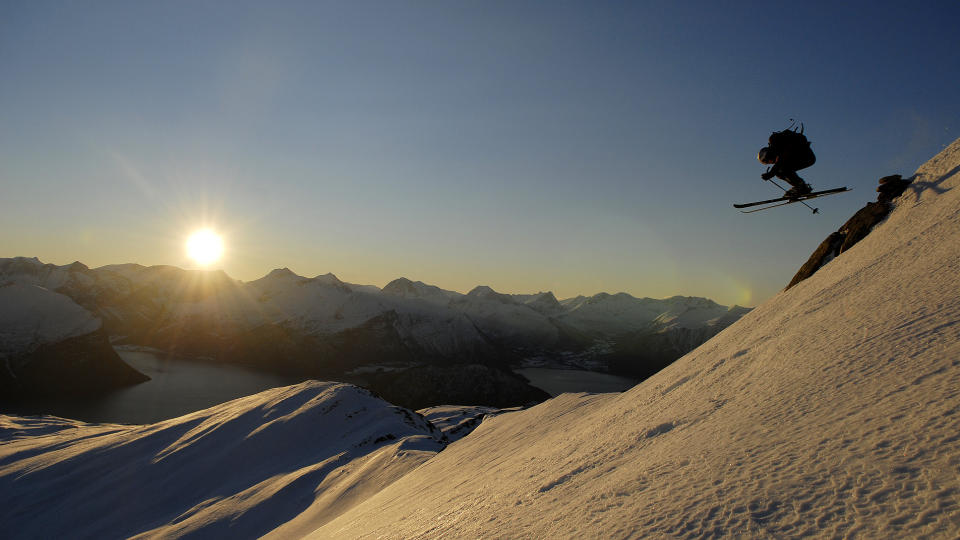 TOPPTUR: Romsdal byr p� deilige toppturer. Foto: Stein P. Aasheim