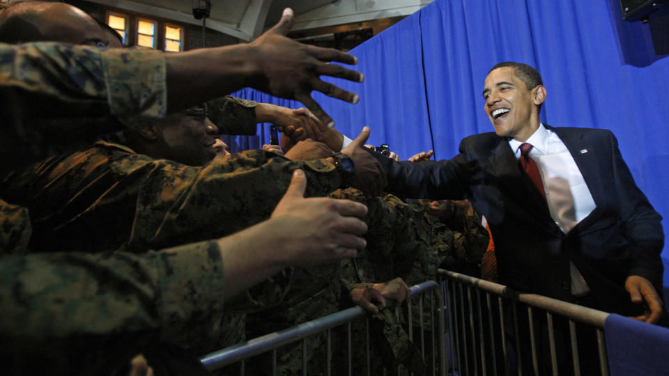POPUL�R: Barack Obama er godt likt, men ikke blant alle. Foto: REUTERS/Jim Young/Scanpix