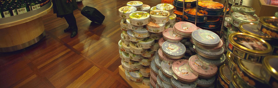 GIKK IMOT AVGIFTSFRI SALG: Tollvesenet er ikke enige i at det skal v�re lov � selge avgiftsfrie varer ombord shoppingferjen Mr. Shoppy, som g�r mellom Sarpsborg og Sverige. Illustrasjonsfoto: SCANPIX