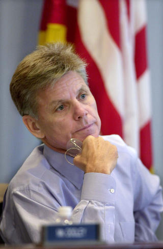 HADDE FORHOLD: Republikaneren Gary Condit hadde et forhold til den drepte kvinnen. Foto: SCANPIX/AFP PHOTO/Mike THEILER/FILES