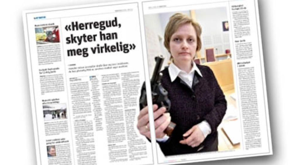 I RETTEN: Mannen som i januar i �r truet en journalist i Tr�nder-Avisa med en revolver, ble i g�r stilt for retten. Faksimile fra dagens Tr�nder-Avisa.