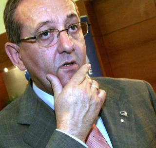 IKKE FORN�YD: Per-Kristian Foss (H�yre) krever bedre svar fra forsvarsministeren. Foto: Scanpix