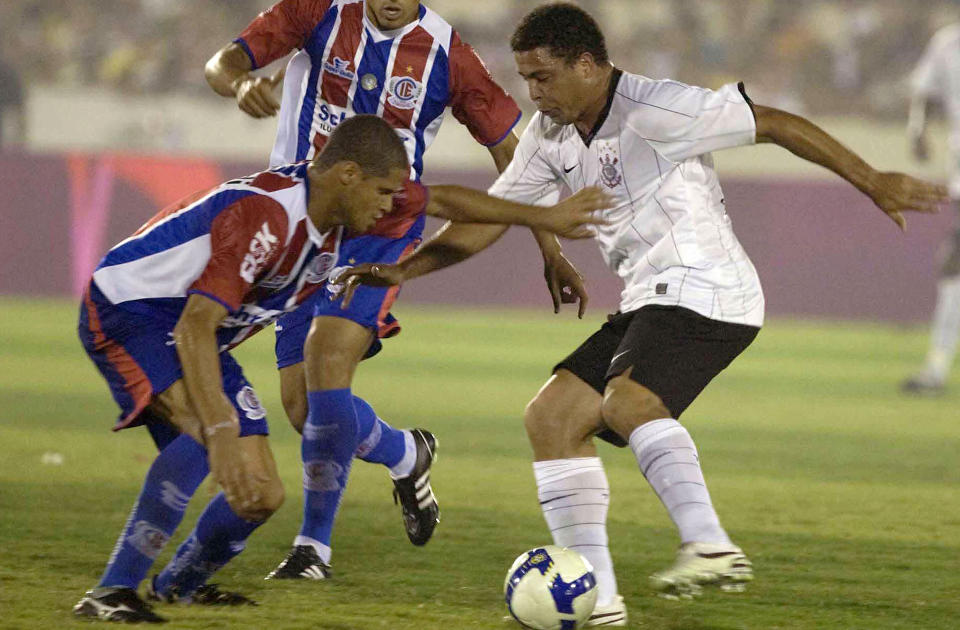TILBAKE: Ronaldo fikk ros av treneren etter comebacket. Foto: Daniel Augusto/AFP/Scanpix