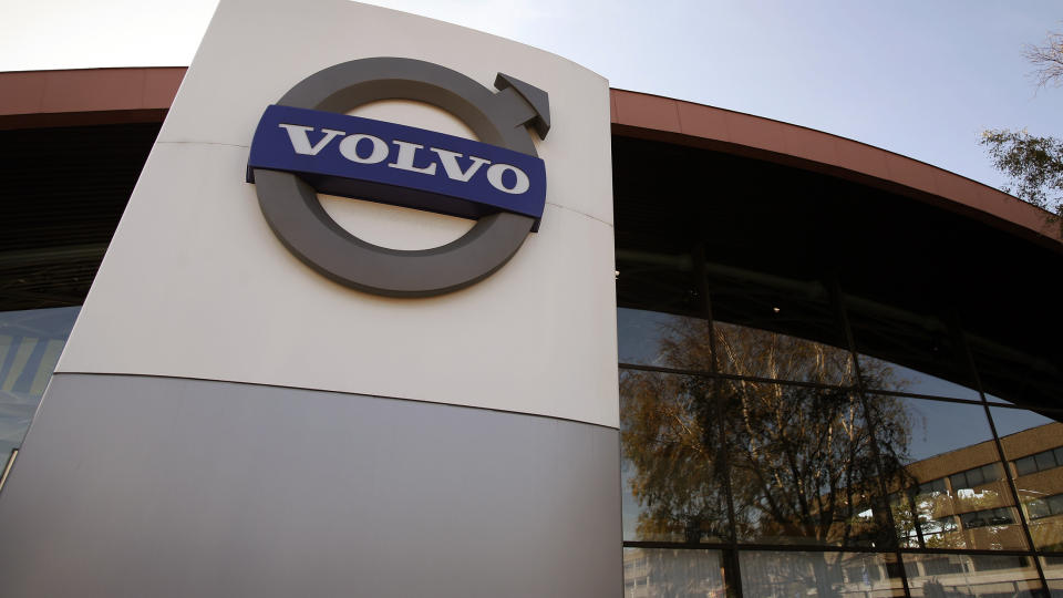 BLIR KINESISK: Kinesiske Geely har if�lge fagorganiserte i Volvo kj�pt den svenske bilgiganten. Foto: REUTERS/Bob Strong