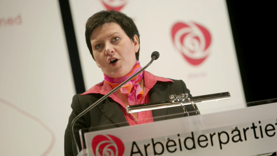 TIL TROMS�: De tre partilederne, utenriksminister Jonas Gahr St�re (Ap) og fiskeriminister Helga Pedersen (Ap) drar neste uke til Troms� for � legge fram mer om regjeringens nordomr�destrategi.