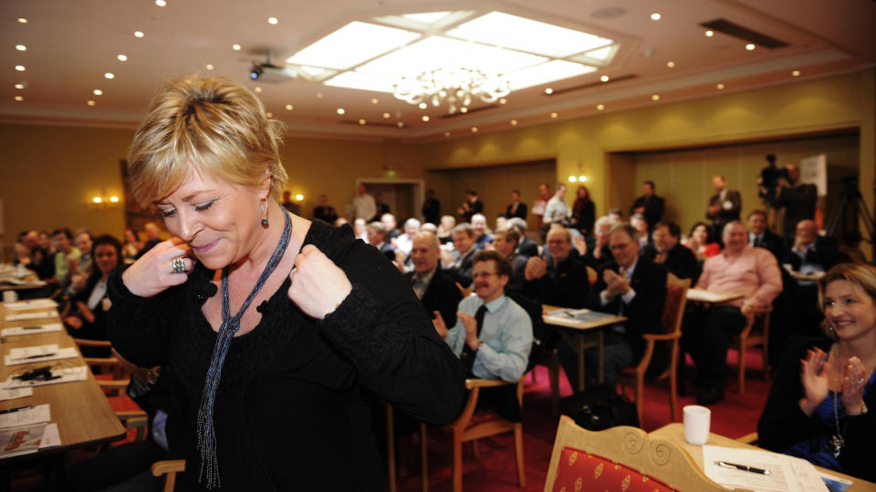 TORDNER: Partiformann Siv Jensen kritiserte det statlige barnevernet under Fremskrittspartiets valgkampkonferanse i Os i Hordaland l�rdag. Hun oppfordret de tillitsvalgte i partiet til � v�re barnas talsmenn i sine kommuner og fylker. 
Foto: Marit Hommedal / SCANPIX